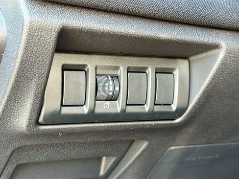 Used 2023 Subaru Outback Premium image 25