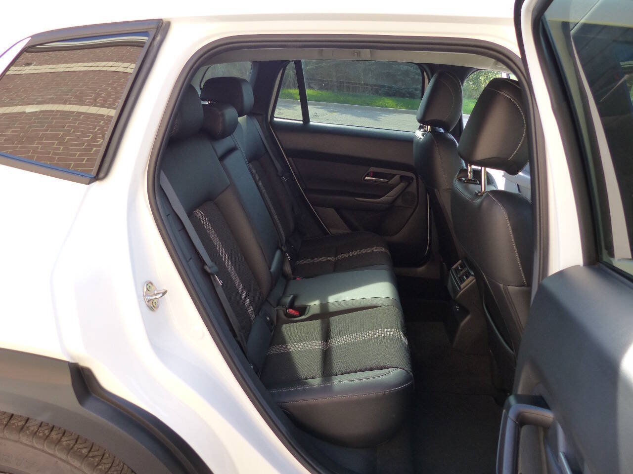 Used 2025 MAZDA CX-50 AWD 2.5 S w/ Weather Package image 43