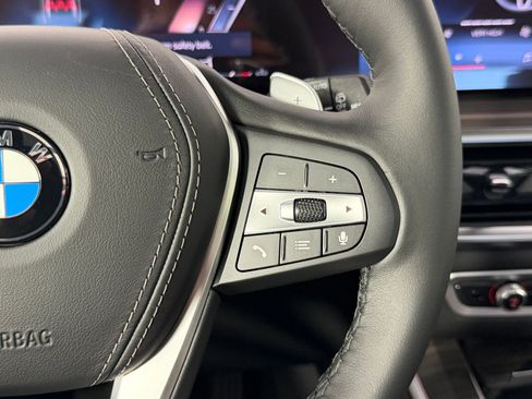 Used 2026 BMW X5 xDrive40i w/ Climate Comfort Package image 27