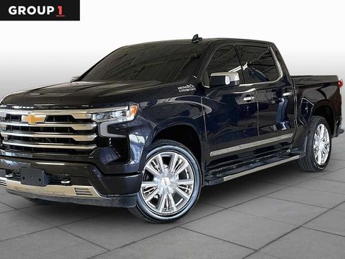 Used 2024 Chevrolet Silverado 1500 High Country w/ High Country Premium Package AWD/4WD image 1