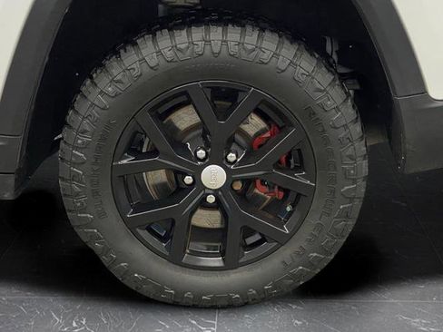 Used 2021 Jeep Grand Cherokee L Limited image 40