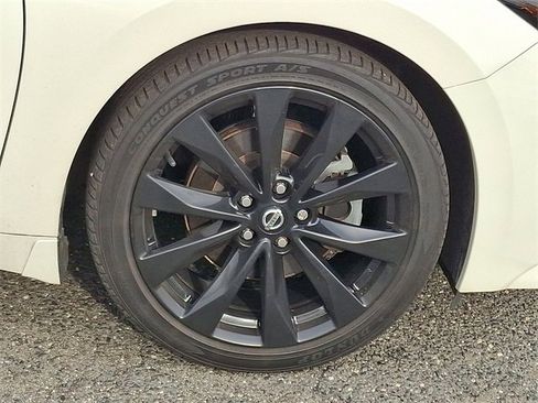 Used 2020 Nissan Maxima SR w/ Sport Mat Group image 8