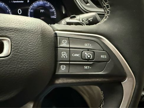 Used 2024 Jeep Grand Cherokee L Limited w/ Trailer Tow Package image 32