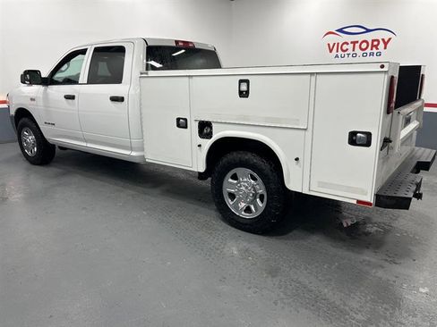 Used 2021 RAM 2500 Tradesman w/ Chrome Appearance Group image 4