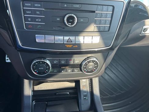 Used 2018 Mercedes-Benz GLS 450 4MATIC image 34