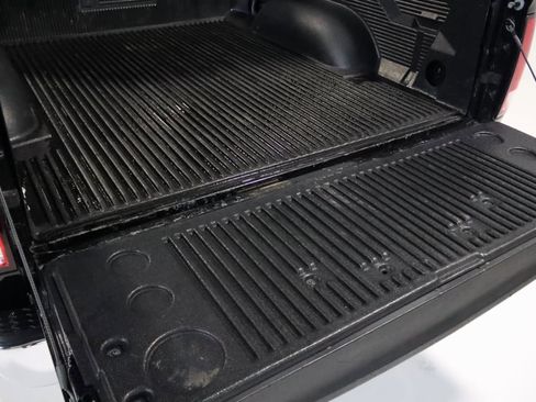 Used 2022 RAM 1500 Classic SLT image 62