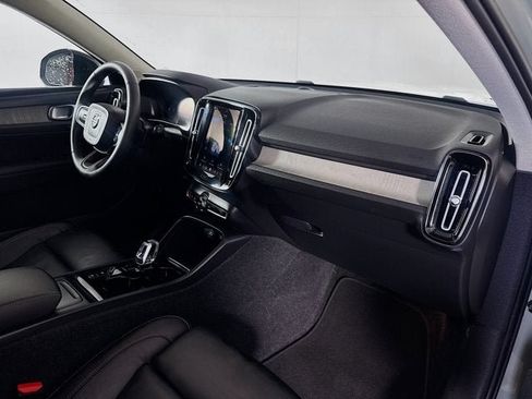 Used 2023 Volvo XC40 B5 Plus w/ Driver Assist Package AWD/4WD image 26