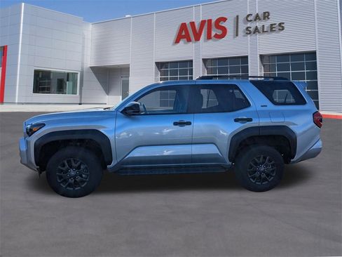 Used 2025 Toyota 4Runner SR5 image 2