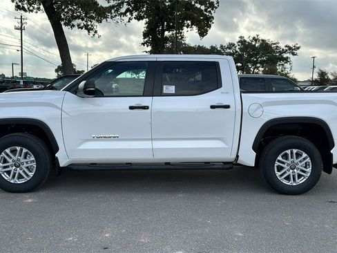 New 2026 Toyota Tundra SR5 image 4