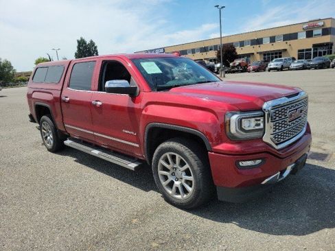 Used 2018 GMC Sierra 1500 Denali AWD/4WD image 3