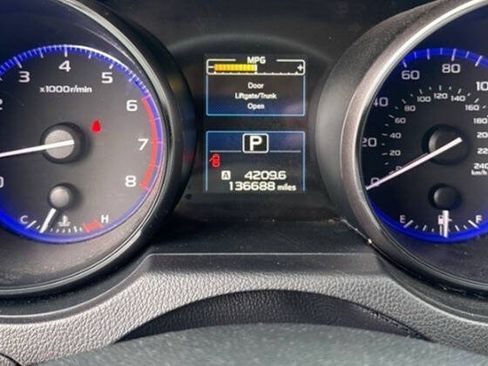 Used 2015 Subaru Outback 2.5i Premium AWD/4WD image 10