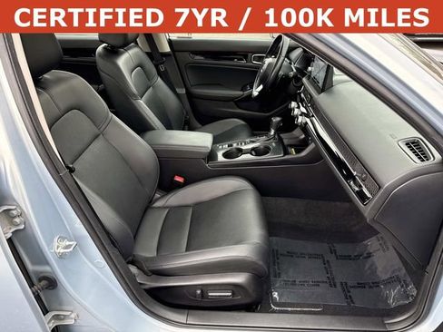 Used 2022 Honda Civic Touring image 9