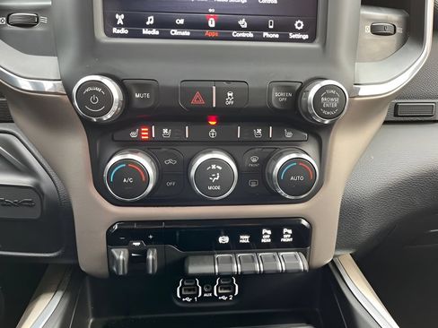 Used 2021 RAM 3500 Laramie AWD/4WD image 20