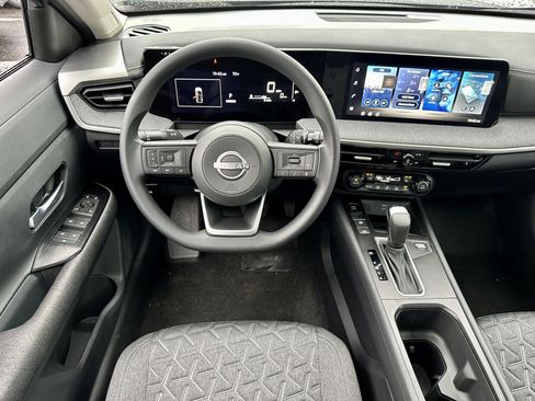 New 2026 Nissan Kicks SV image 17