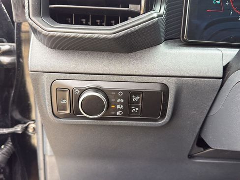 Used 2024 Ford Mustang EcoBoost image 12