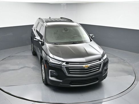 Used 2022 Chevrolet Traverse LT image 63
