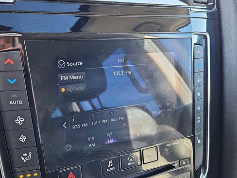 Used 2021 INFINITI QX80 Luxe image 32