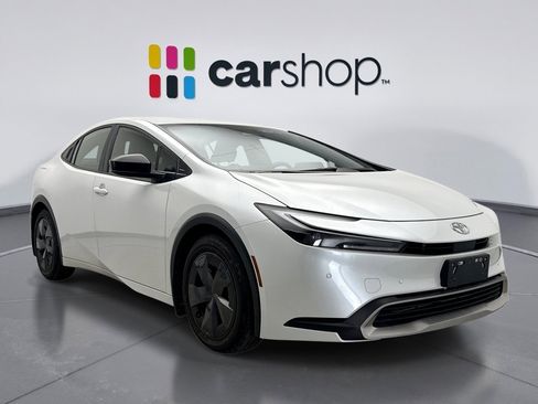 Used 2024 Toyota Prius Prime image 7
