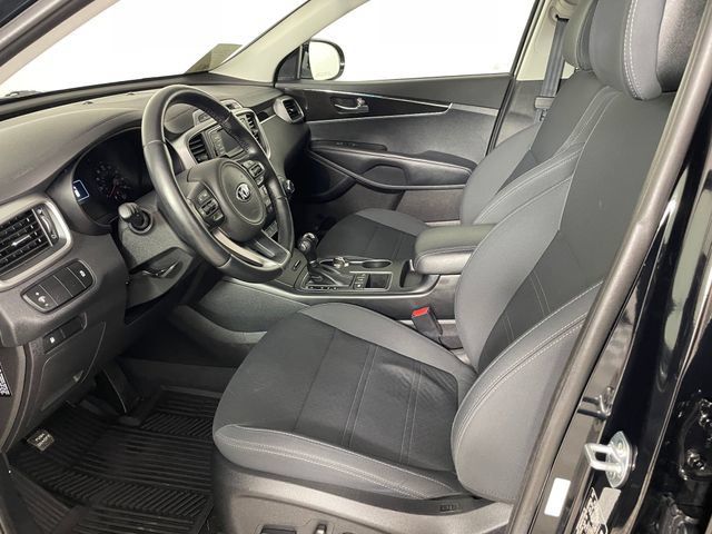 Used 2016 Kia Sorento AWD w/ LX Convenience Package image 2