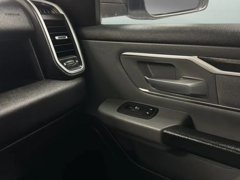 Used 2020 RAM 1500 Big Horn RWD image 17