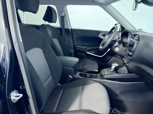 Certified 2024 Kia Soul LX w/ Option Group 015 FWD image 27