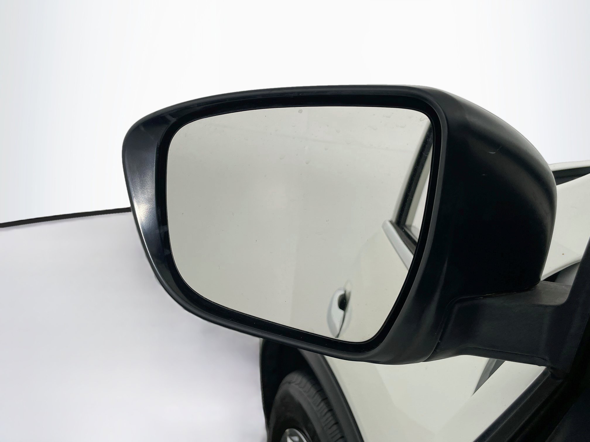 Used 2017 Nissan Rogue S FWD image 16