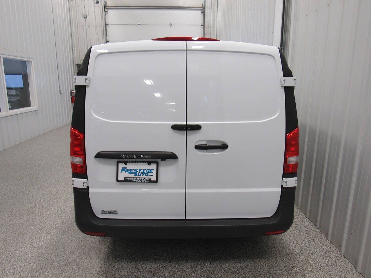 Used 2022 Mercedes-Benz Metris image 12