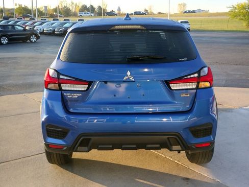 New 2025 Mitsubishi Outlander Sport LE image 16