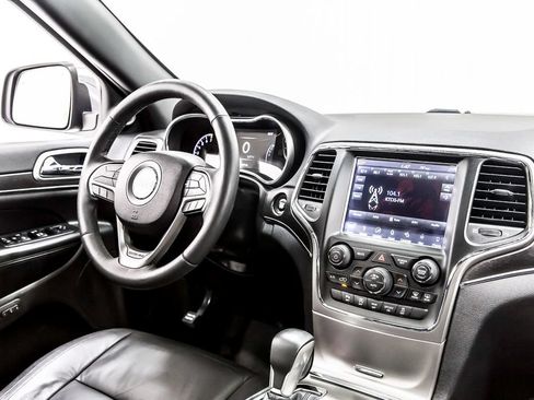 Used 2018 Jeep Grand Cherokee Limited RWD image 21