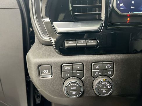 New 2026 Chevrolet Silverado 1500 High Country w/ Technology Package AWD/4WD image 19