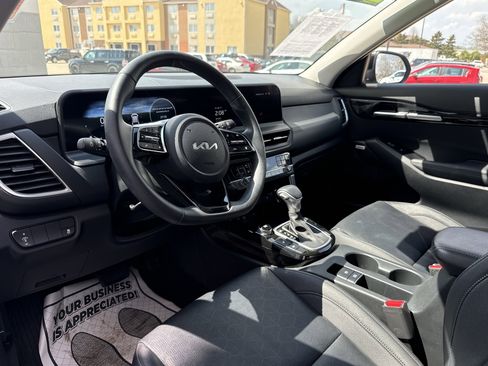 Used 2024 Kia Seltos SX image 4