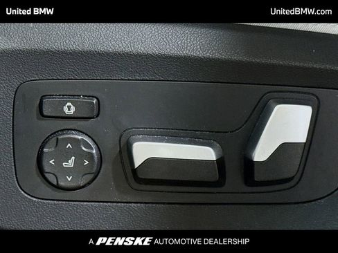 Certified 2024 BMW X5 xDrive50e image 4