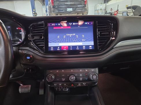 Used 2024 Dodge Durango GT image 16