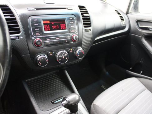 Used 2015 Kia Forte EX FWD image 16