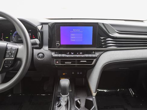 Certified 2025 Toyota Camry LE w/ Convenience Package image 14