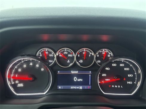 Used 2023 Chevrolet Silverado 2500 Custom w/ Custom Convenience Package image 12