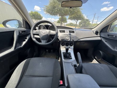 Used 2010 MAZDA MAZDA3 i Sport FWD image 10