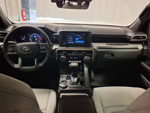 Used 2024 Toyota Tacoma SR5 image 11