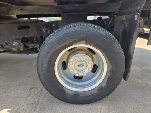 Used 2024 Ford F350 XL w/ XL Driver Assist Package AWD/4WD image 31