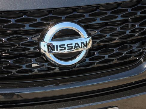 Used 2020 Nissan Pathfinder SV w/ Rock Creek Edition FWD image 5
