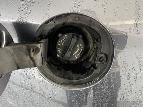 Used 2018 Hyundai Elantra GT FWD image 19