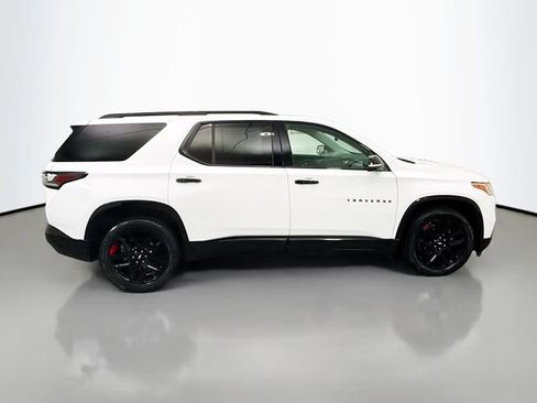 Used 2021 Chevrolet Traverse Premier w/ Redline Edition AWD/4WD image 8