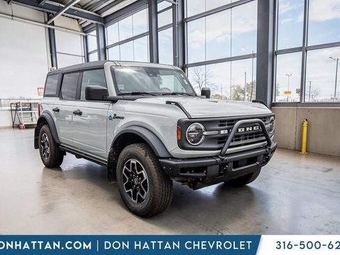Used 2022 Ford Bronco Black Diamond AWD/4WD image 36