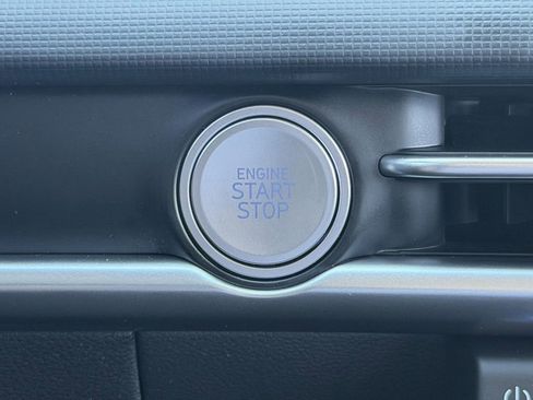 New 2026 Hyundai Tucson SE image 18