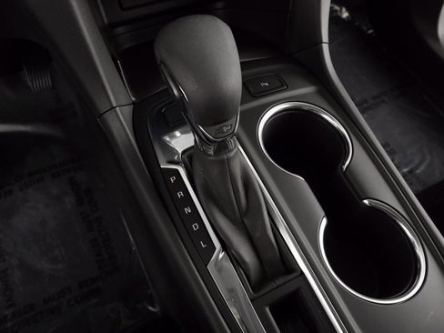 Used 2023 Chevrolet Equinox LT w/ Driver Convenience Package image 31