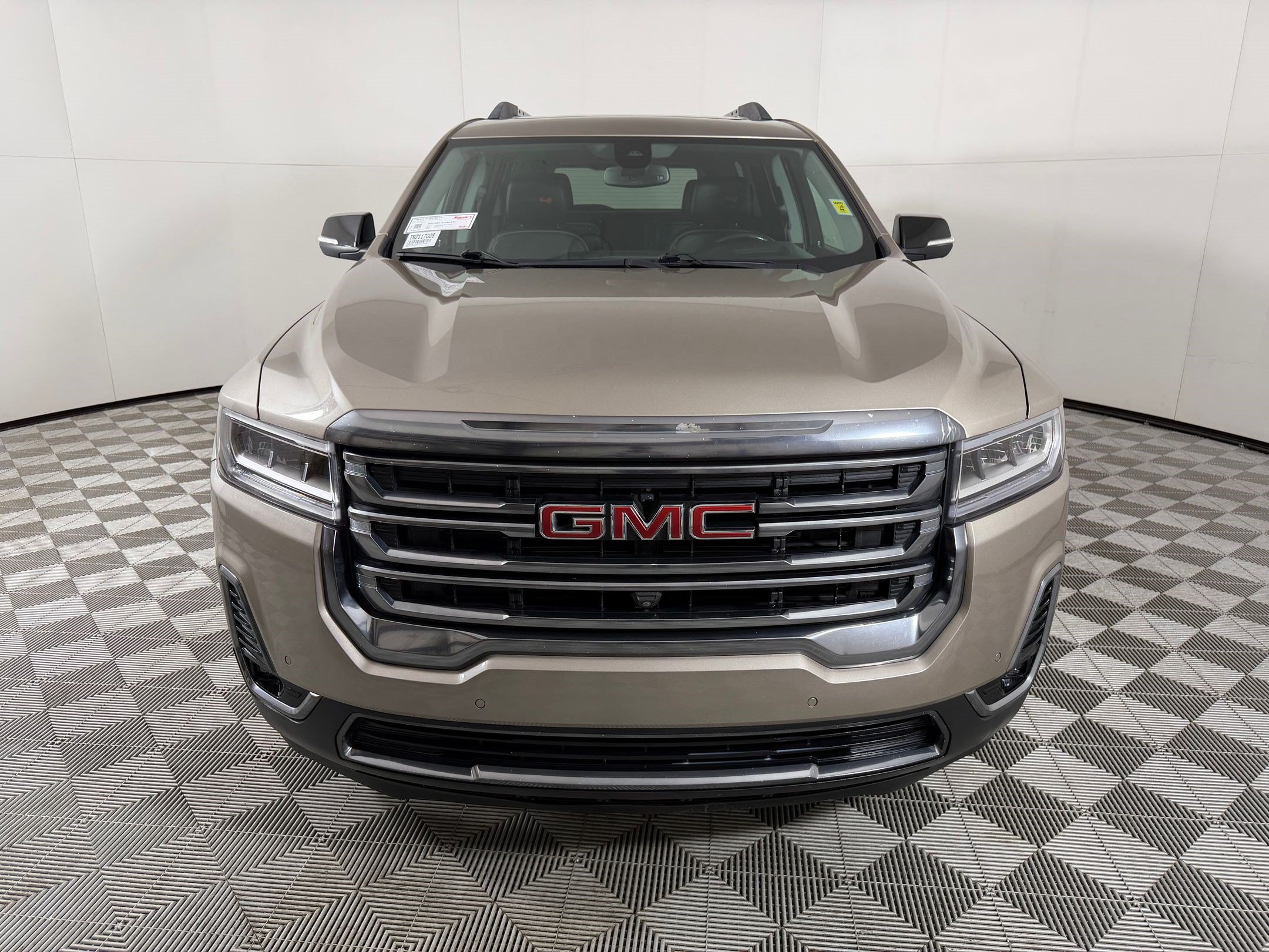 Used 2022 GMC Acadia AT4 w/ Technology Package AWD/4WD image 6