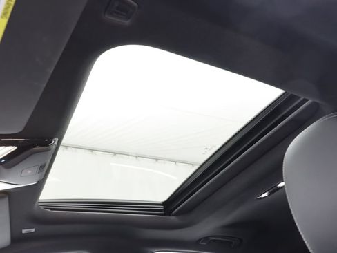 Used 2023 BMW i4 eDrive35 w/ Premium Package RWD image 13