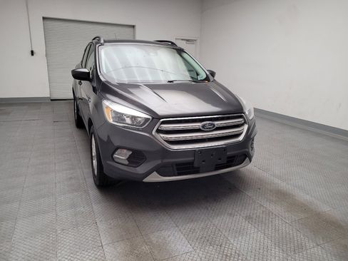 Used 2018 Ford Escape SE w/ Ford Safe & Smart Package image 14