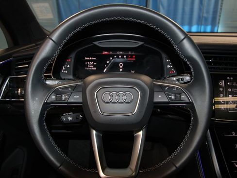 Used 2025 Audi Q7 3.0T Prestige w/ Prestige Package AWD/4WD image 11