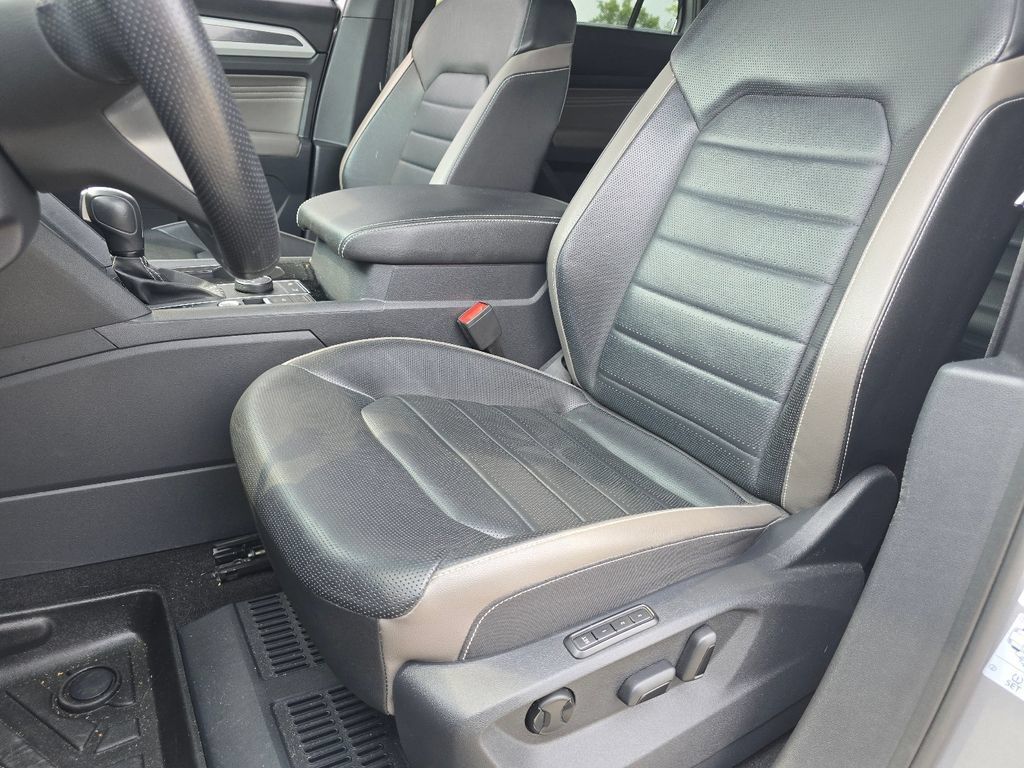 Used 2021 Volkswagen Atlas Cross Sport SEL Premium R-Line AWD/4WD image 27